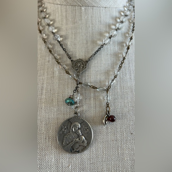 Vintage Religious Relic Catholic Medal with Sterling Rosary Crystal Beads - Picture 3 of 8
